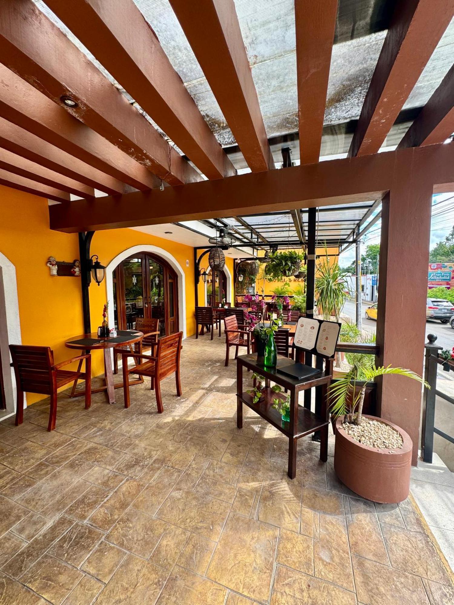 El Zaguan Colonial By Guruhotel Valladolid  Exterior photo
